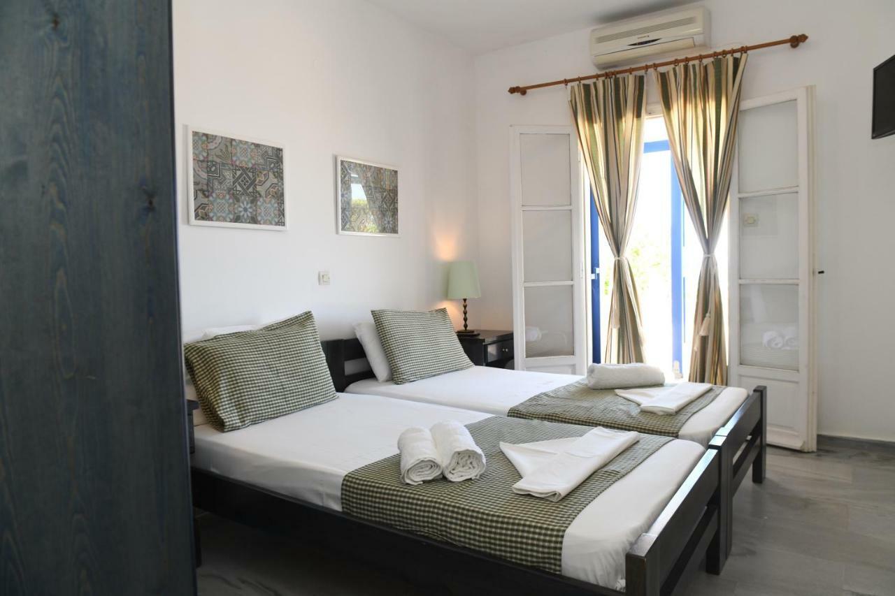 Dryades Family Hotel Drios Luaran gambar