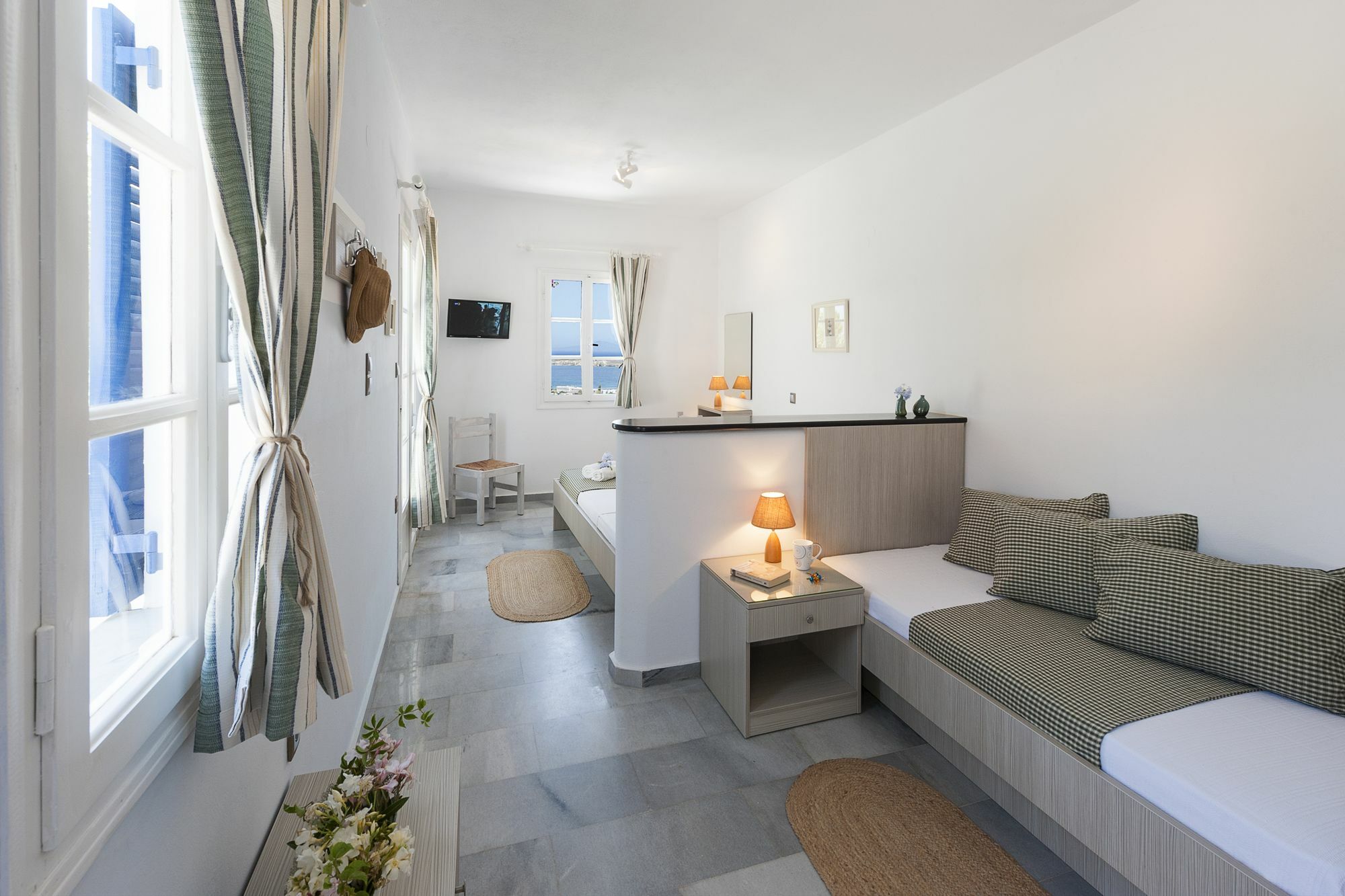 Dryades Family Hotel Drios Luaran gambar