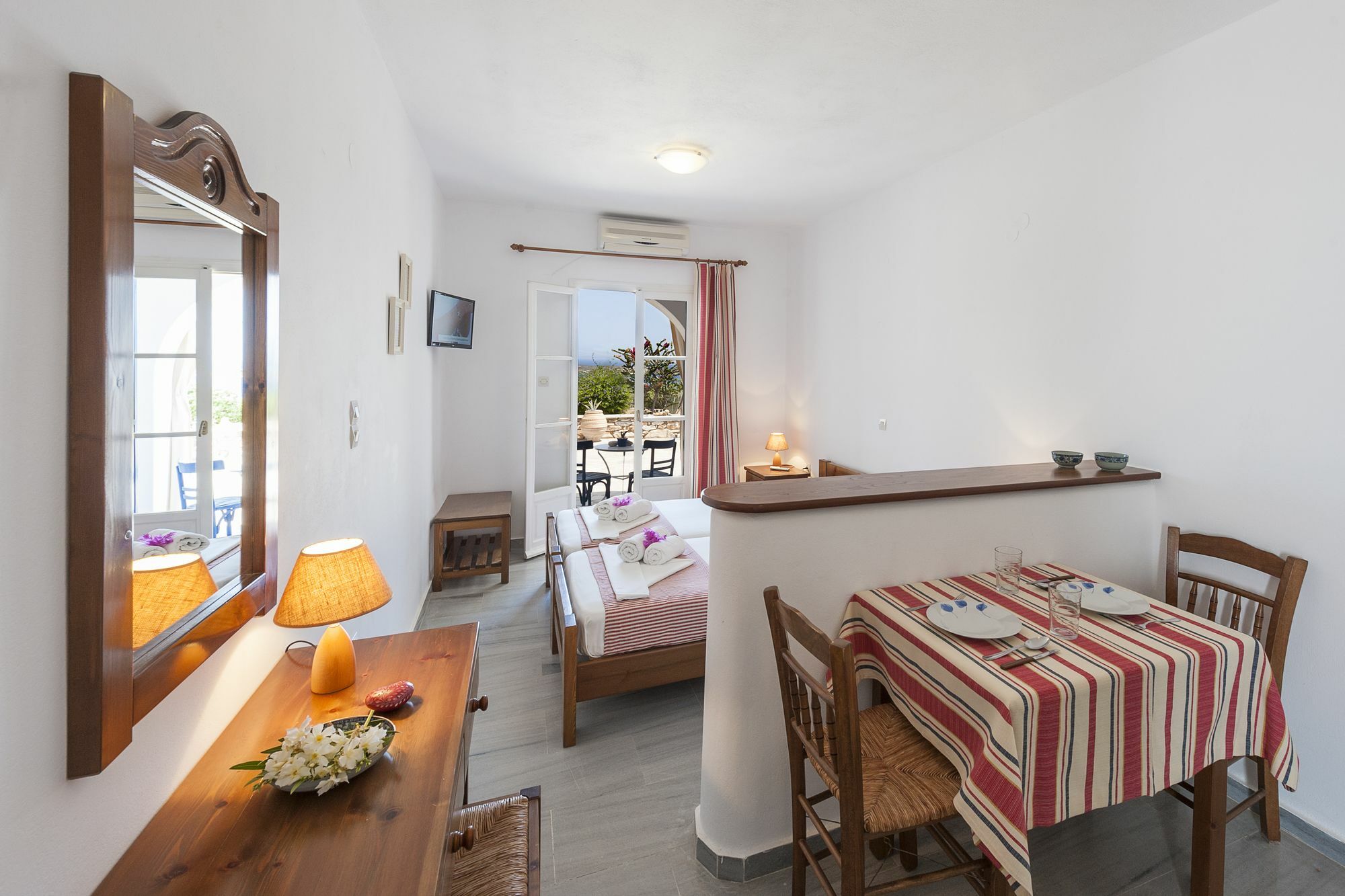 Dryades Family Hotel Drios Luaran gambar